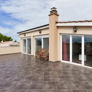 https://vila-magnolia.hotelinzadar.com